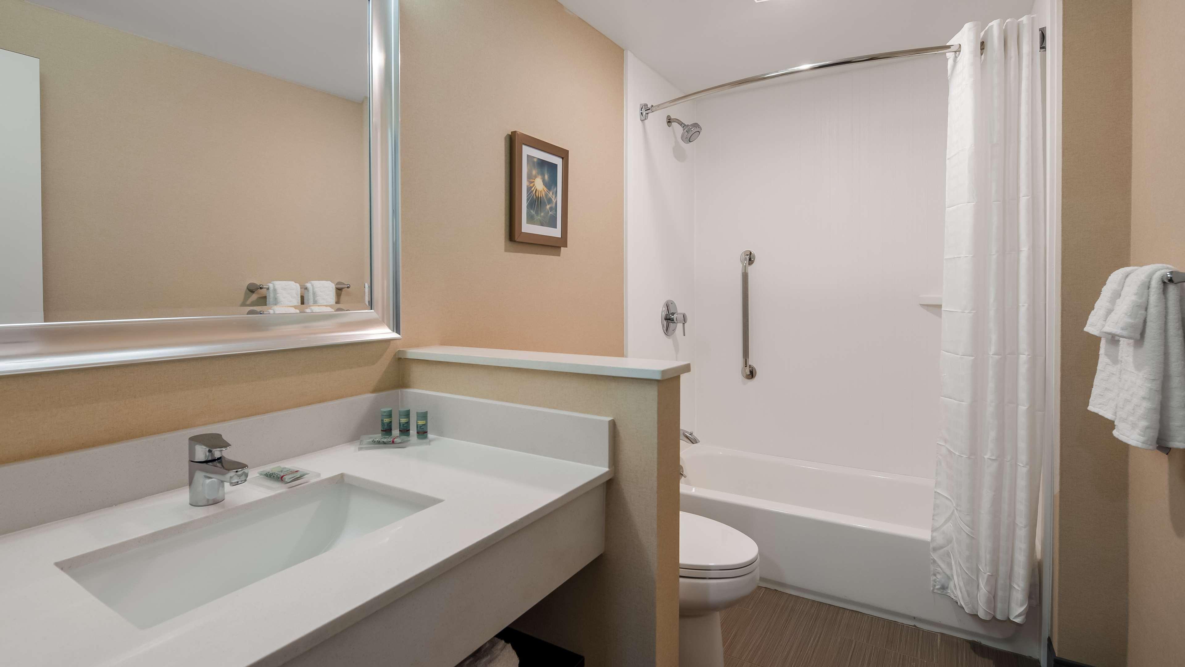 Best Western Hampshire Inn & Suites Seabrook Exterior photo